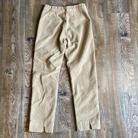 Brandy 💗 Melville  | Cropped Corduroy Pants - Picture 2 of 7